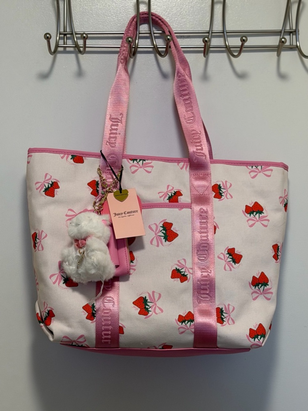 Juicy Couture Retro Strawberry Festival Tote NWT - Picture 14 of 14